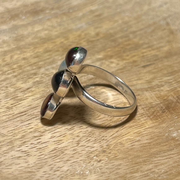 White Ethiopian Opal & Black Opal 925 Sterling Silver Four Stone Open Ring - Picture 11 of 16